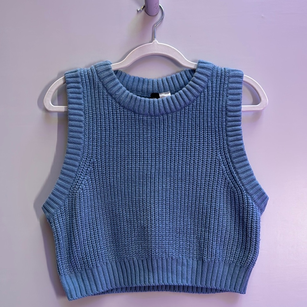 Divided Blue Sleeveless Knit Top